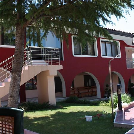 The Red House Otel Kosharitsa Dış mekan fotoğraf
